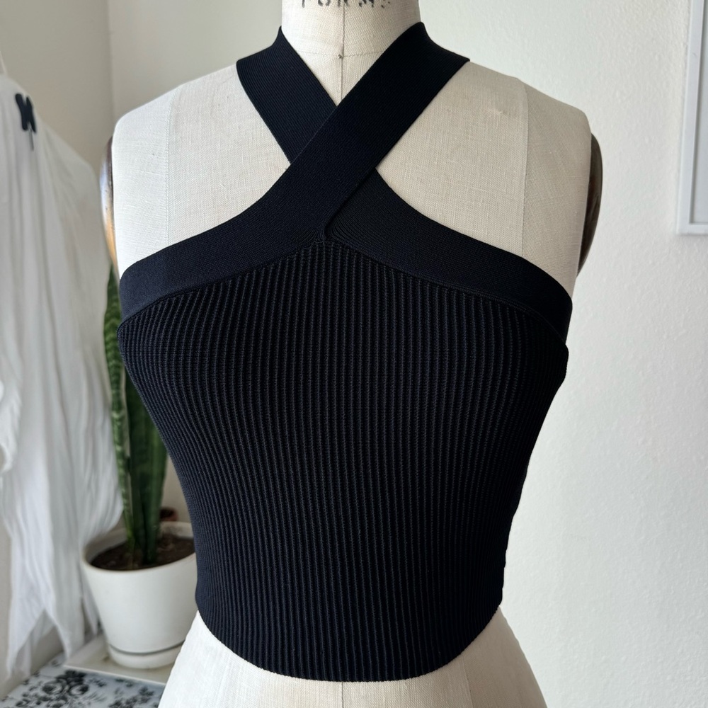 Babaton Sculpt Knit Criss Cross Cropped Tank